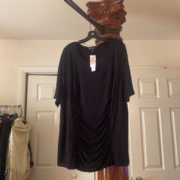 Black blouse - Picture 2 of 4